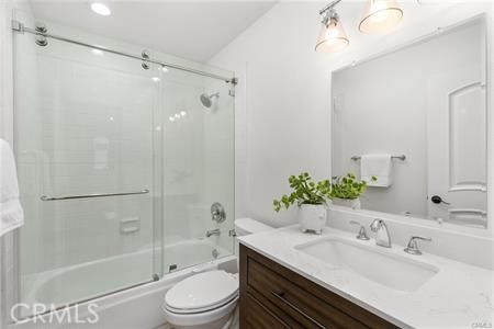 https://media.crmls.org/medias/bef29863-af3d-4de0-a8e5-f95bfadb2841.jpg?preset=X-Large