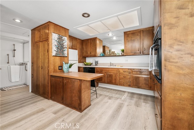 Detail Gallery Image 21 of 69 For 1232 Golden Rain Rd 71a,  Seal Beach,  CA 90740 - 2 Beds | 1 Baths