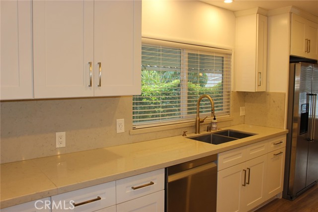 Detail Gallery Image 19 of 57 For 327 E Ash St #19,  Brea,  CA 92821 - 2 Beds | 2 Baths