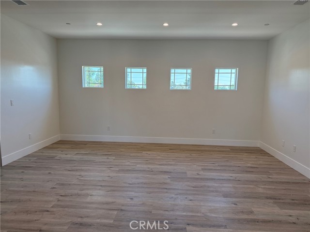 10347 Mapledale Street, Bellflower CA: https://media.crmls.org/medias/bef41c17-6c3f-40f9-9b2f-ad4029339af6.jpg