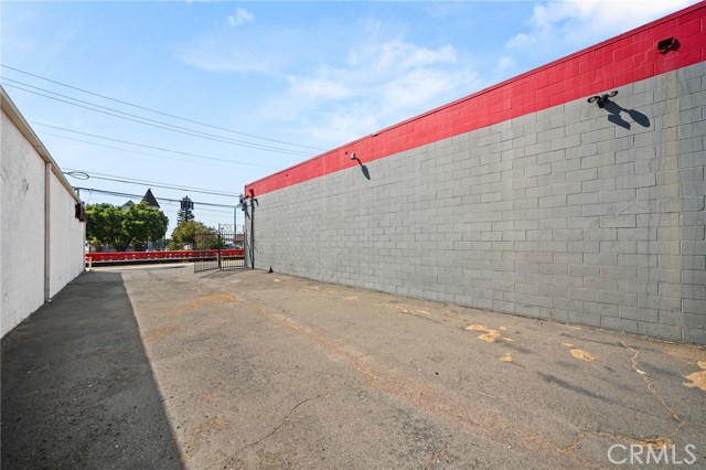  Commercial for Sale in Ontario, California