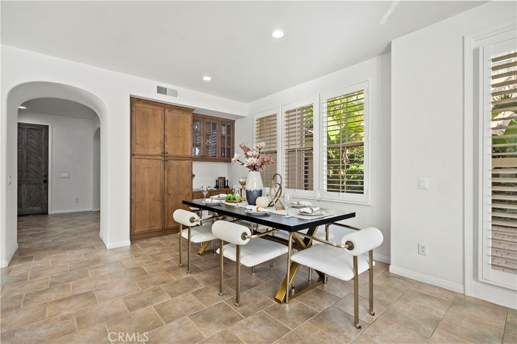 MLS #OC25261605 image #12