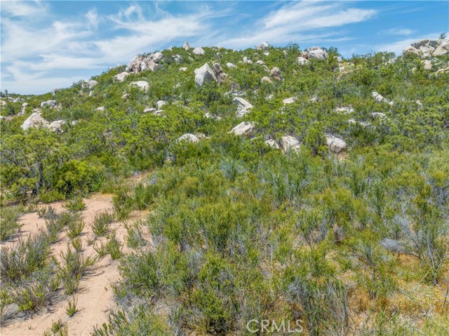 Image 16 of 35 For 712 Rolling Hills Drive