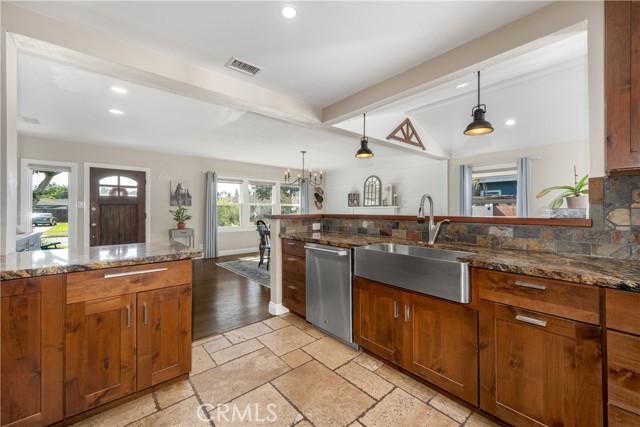 Detail Gallery Image 20 of 72 For 2731 N Rutgers Ave, Long Beach,  CA 90815 - 3 Beds | 2 Baths
