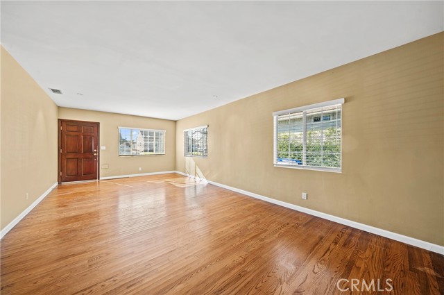 Detail Gallery Image 3 of 29 For 247 W Arlight St, Monterey Park,  CA 91754 - 3 Beds | 2 Baths