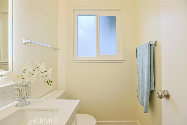 Detail Gallery Image 31 of 68 For 2301 W Manly, Santa Ana,  CA 92704 - 4 Beds | 2/1 Baths
