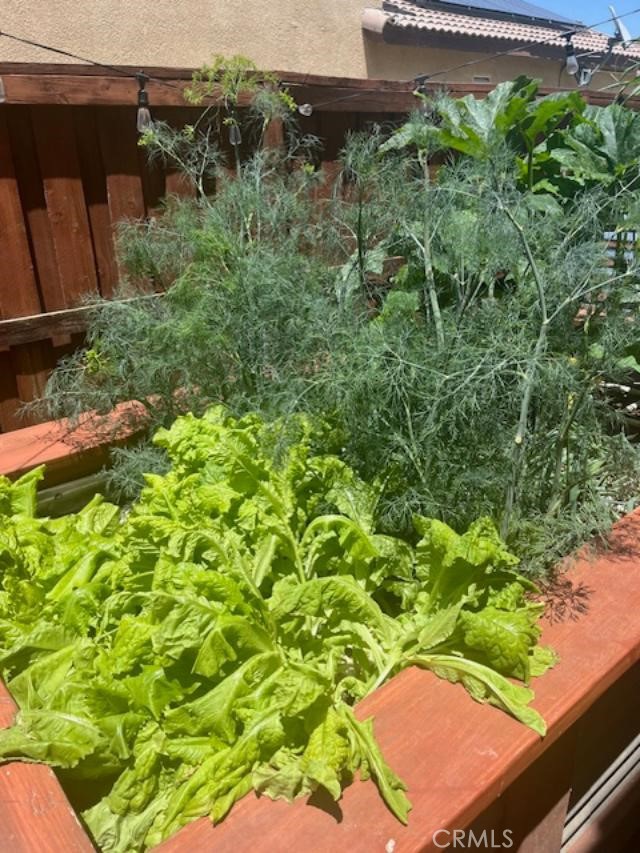 Detail Gallery Image 11 of 11 For 10972 Admirals Bay, Victorville,  CA 92392 - 4 Beds | 3 Baths