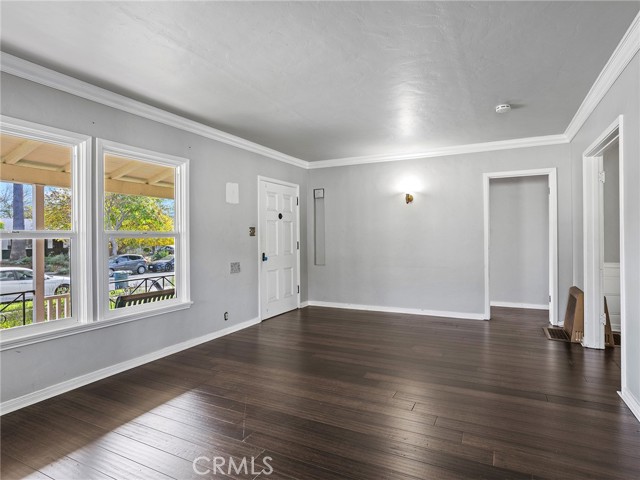 Detail Gallery Image 16 of 44 For 207 W Ash Ave, Burbank,  CA 91502 - 2 Beds | 1 Baths