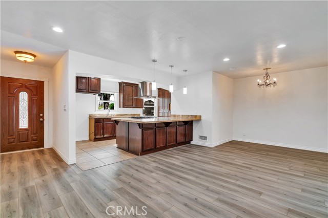 Detail Gallery Image 3 of 42 For 6730 Beryl St, Rancho Cucamonga,  CA 91701 - 3 Beds | 2 Baths