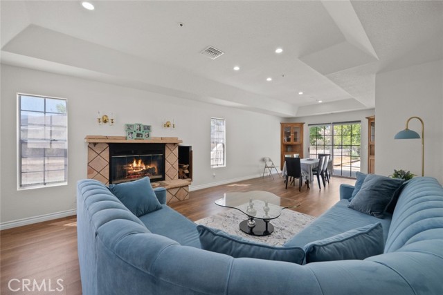 Detail Gallery Image 14 of 41 For 31373 Angeles Forest, Palmdale,  CA 93550 - 4 Beds | 3 Baths