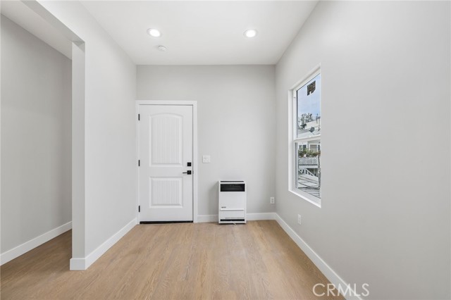 Detail Gallery Image 16 of 19 For 1221 E 1st St, Long Beach,  CA 90802 - – Beds | – Baths