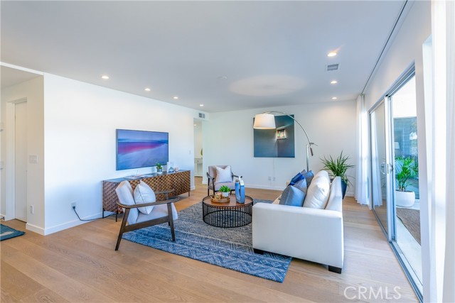 516 San Vicente Boulevard #306, Santa Monica, CA, 90402 516 San Vicente Boulevard #306, Santa Monica, CA, 90402
