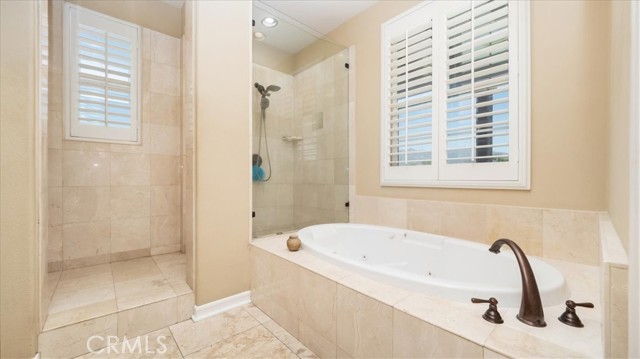 5969 Via Las Nubes, Riverside CA: https://media.crmls.org/medias/bef8eb64-552d-452e-bc58-57fc6cc4e451.jpg