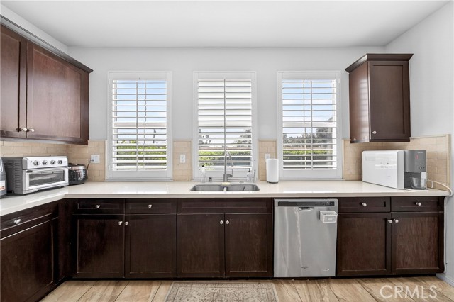 Detail Gallery Image 10 of 25 For 1021 Mandarin, Fullerton,  CA 92833 - 3 Beds | 3/1 Baths