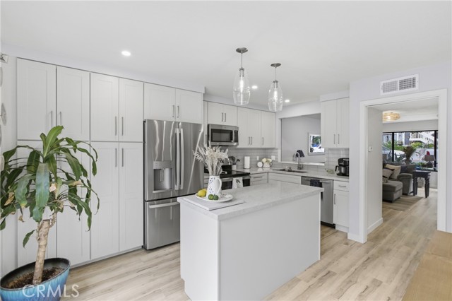 Detail Gallery Image 9 of 40 For 24506 Copper Cliff Ct #62,  Lake Forest,  CA 92630 - 2 Beds | 1/1 Baths