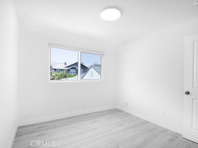 831 Glendale Boulevard, Los Angeles CA: https://media.crmls.org/medias/bef9dde1-97c9-40e5-983f-e09dd01a02f9.jpg