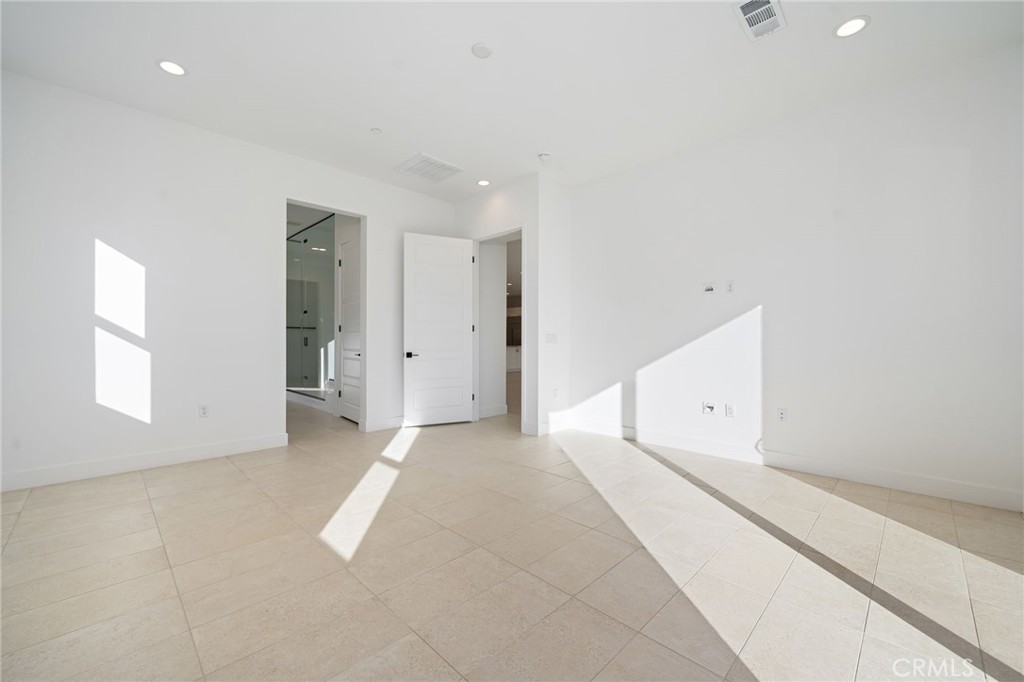 MLS #SR25252201 image #34