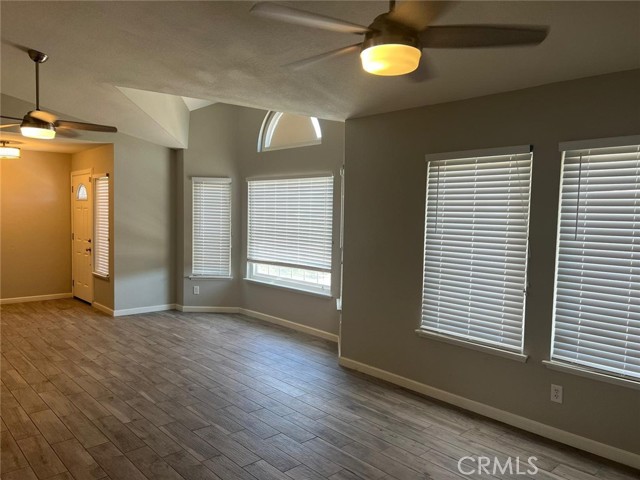 Detail Gallery Image 6 of 64 For 13610 Cuyamaca Rd, Apple Valley,  CA 92308 - 4 Beds | 2 Baths