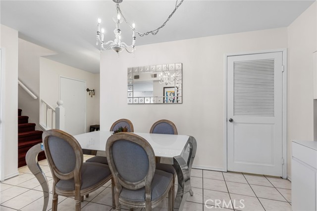 Detail Gallery Image 10 of 39 For 1105 N Dresden #52,  Anaheim,  CA 92801 - 3 Beds | 2/1 Baths