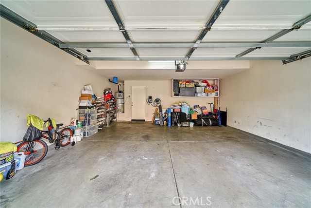 12573 Montaivo Lane, Eastvale CA: https://media.crmls.org/medias/befb6b62-e897-4d67-bde8-d0b4f6b8fa0e.jpg