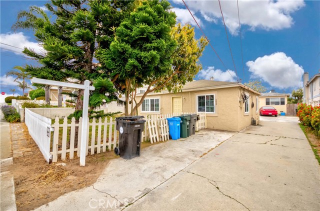 1916 Speyer Lane, Redondo Beach, California 90278, ,Residential Income,Sold,Speyer,SB23070105