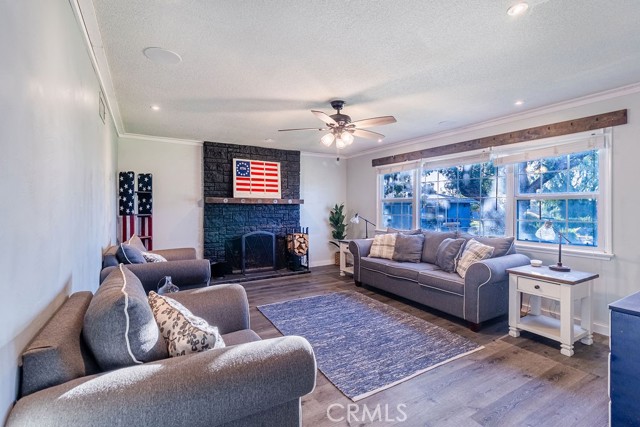 Detail Gallery Image 4 of 29 For 2353 Corona, Norco,  CA 92860 - 4 Beds | 2 Baths