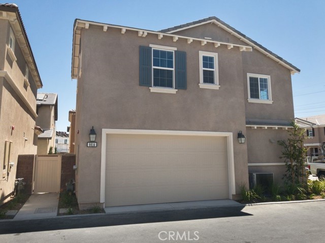 Detail Gallery Image 2 of 26 For 8614 Founders Grove, Chino,  CA 91708 - 3 Beds | 2/1 Baths