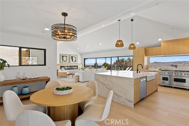 Detail Gallery Image 17 of 74 For 820 Calle Mendoza, San Clemente,  CA 92672 - 4 Beds | 3 Baths