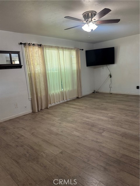 Detail Gallery Image 8 of 22 For 445 W Yale Ave, Coalinga,  CA 93210 - 2 Beds | 1 Baths