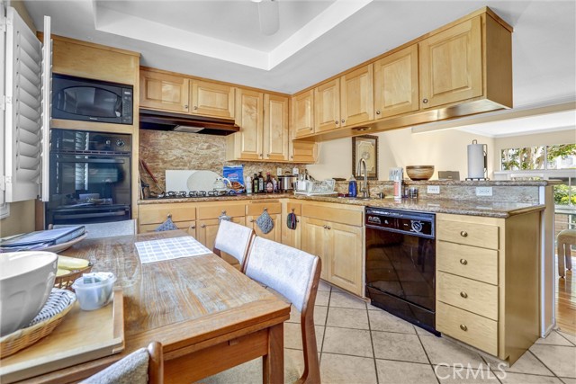 4771 La Villa Marina #L, Marina del Rey CA: https://media.crmls.org/medias/befdf237-5f71-41fd-bd8e-17cd9c1f19f6.jpg