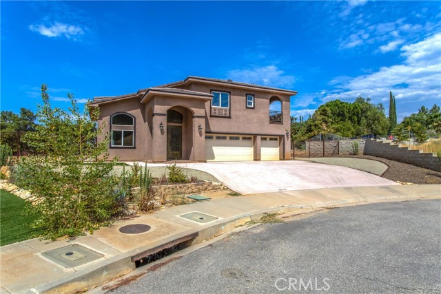 Detail Gallery Image 3 of 75 For 35750 Brookwood Ct, Yucaipa,  CA 92399 - 5 Beds | 4/1 Baths