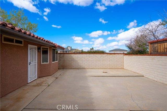 Detail Gallery Image 45 of 75 For 14064 Tioga, Oak Hills,  CA 92344 - 5 Beds | 2/1 Baths