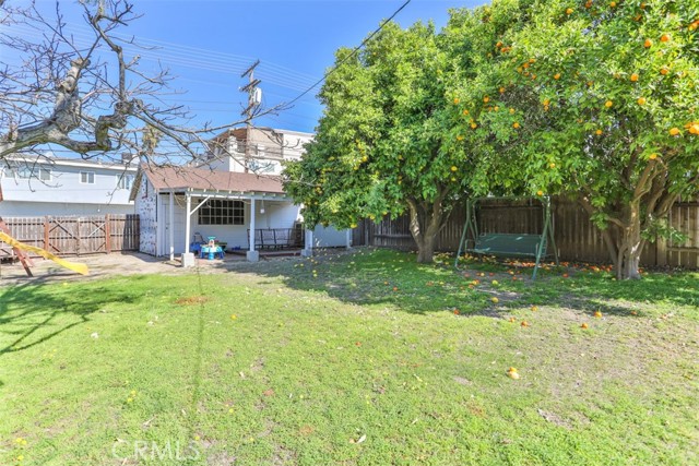 433 East Cypress Avenue photo 8