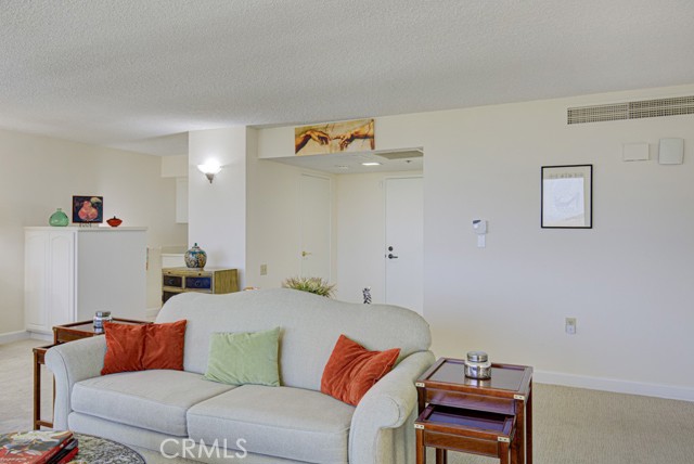Detail Gallery Image 6 of 20 For 24055 Paseo Del Lago #711,  Laguna Woods,  CA 92637 - 1 Beds | 1/1 Baths
