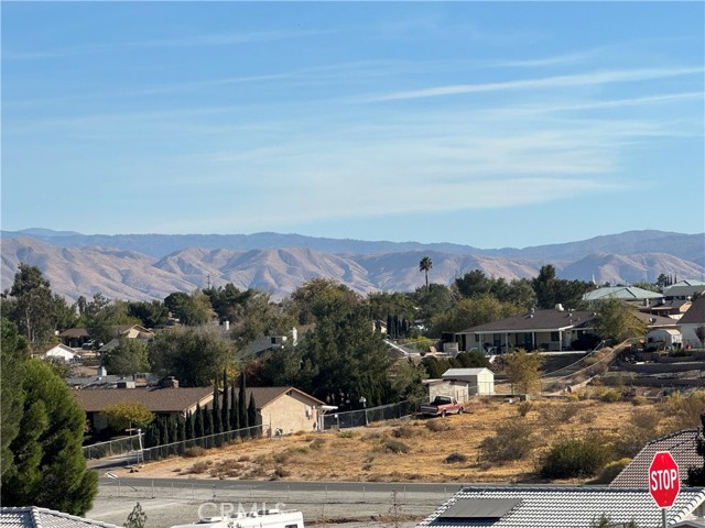 Detail Gallery Image 13 of 20 For 16480 Kayuga St, Victorville,  CA 92395 - 3 Beds | 2 Baths