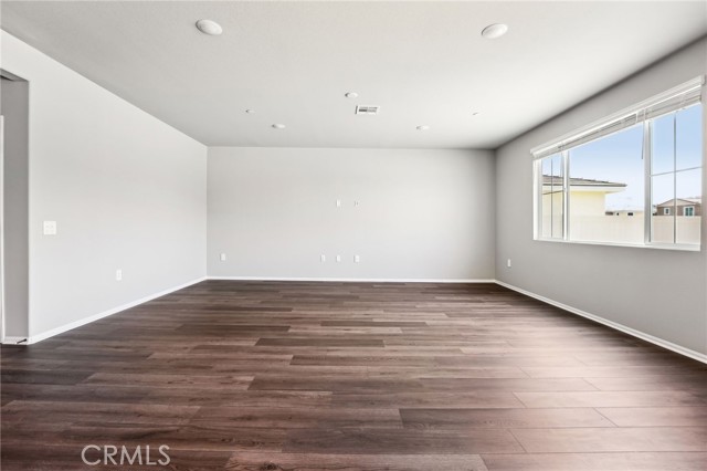 2187 Oroblanco Way, Redlands CA: https://media.crmls.org/medias/beffef65-f58b-4e32-a24c-34a72bbacb45.jpg