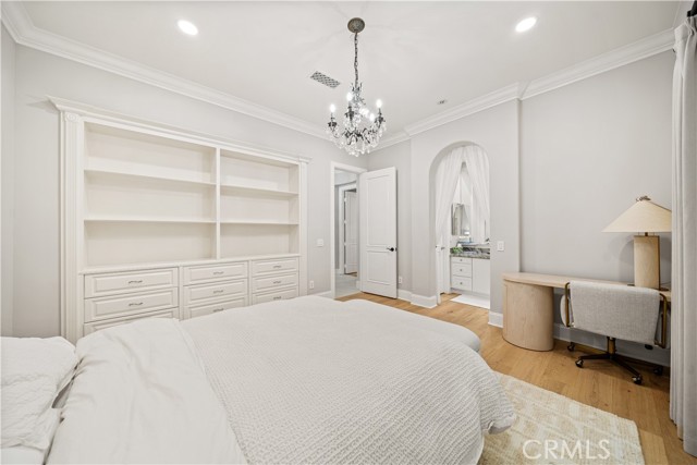 24 Scenic Bluff, Newport Coast CA: https://media.crmls.org/medias/befff9ff-cf0b-4b94-bb56-569a0d4a73f2.jpg
