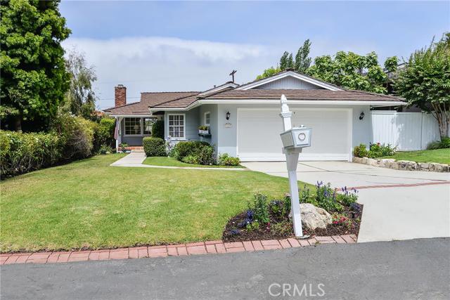 2129 Via Rivera, Palos Verdes Estates, California 90274, 3 Bedrooms Bedrooms, ,1 BathroomBathrooms,Residential,Sold,Via Rivera,PV16139078