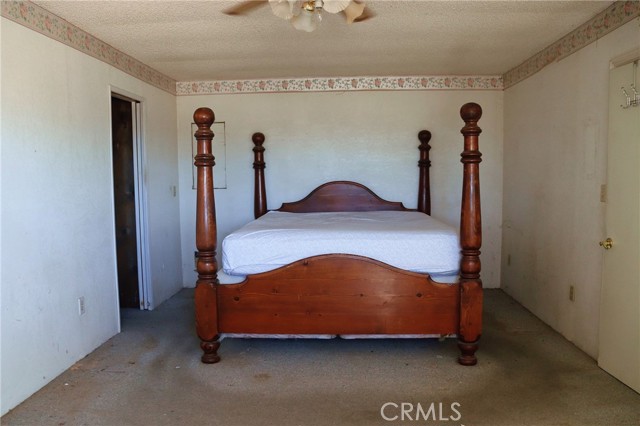 Detail Gallery Image 6 of 18 For 9632 Juniper St, Apple Valley,  CA 92308 - 5 Beds | 3 Baths