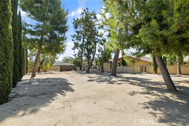 531 N Cherry Tree Lane, Anaheim CA: https://media.crmls.org/medias/bf00b261-35e3-4af0-a6af-1476d94970a6.jpg