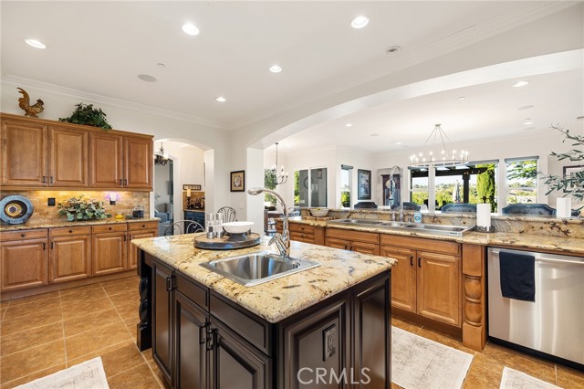 33260 Susan Grace Court, Temecula CA: https://media.crmls.org/medias/bf0235f9-8d55-48cb-8460-693384de158a.jpg
