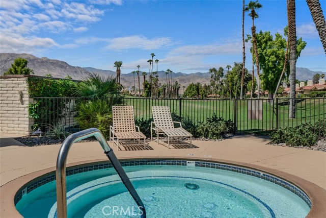 Detail Gallery Image 35 of 43 For 286 Castellana, Palm Desert,  CA 92260 - 3 Beds | 2 Baths