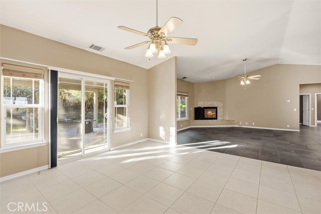 3856 Orillas Way, Atascadero CA: https://media.crmls.org/medias/bf0379c0-e7e7-485b-ad79-71101f60b9b6.jpg