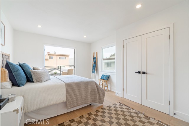 Detail Gallery Image 35 of 51 For 2305 Hill Ln, Redondo Beach,  CA 90278 - 4 Beds | 2/1 Baths