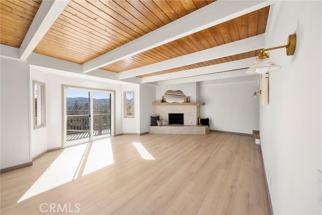 Detail Gallery Image 15 of 44 For 1113 N Grass Valley, Lake Arrowhead,  CA 92352 - 4 Beds | 2 Baths