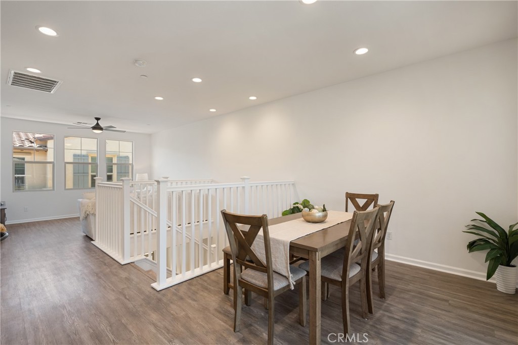 MLS #OC25230097 image #6