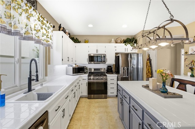 Detail Gallery Image 15 of 40 For 32661 Clearvail Dr, Temecula,  CA 92592 - 4 Beds | 2/1 Baths