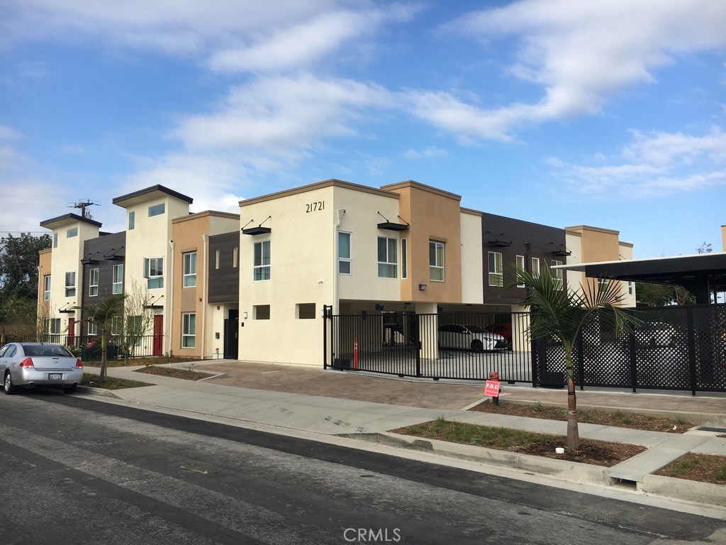 21721 Moneta Avenue, Carson, CA 90745