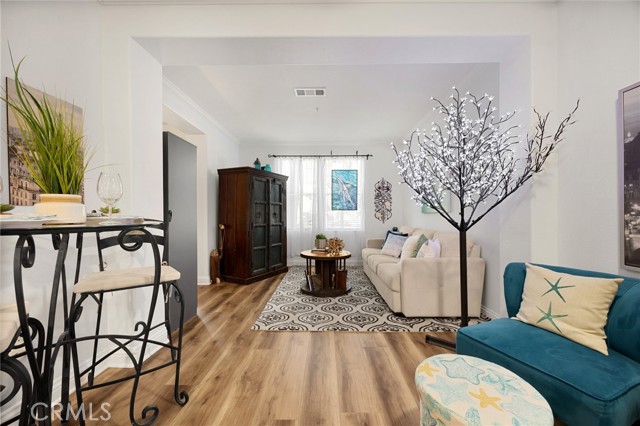 Detail Gallery Image 7 of 41 For 3148 Watermarke Pl, Irvine,  CA 92612 - 1 Beds | 1 Baths