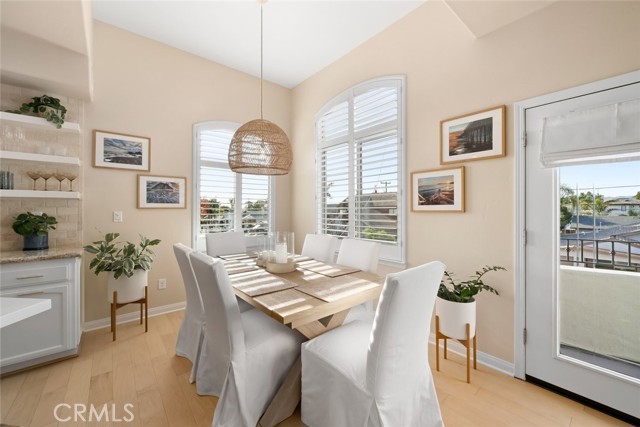 Detail Gallery Image 19 of 38 For 215 Placentia, Pismo Beach,  CA 93449 - 3 Beds | 3/1 Baths